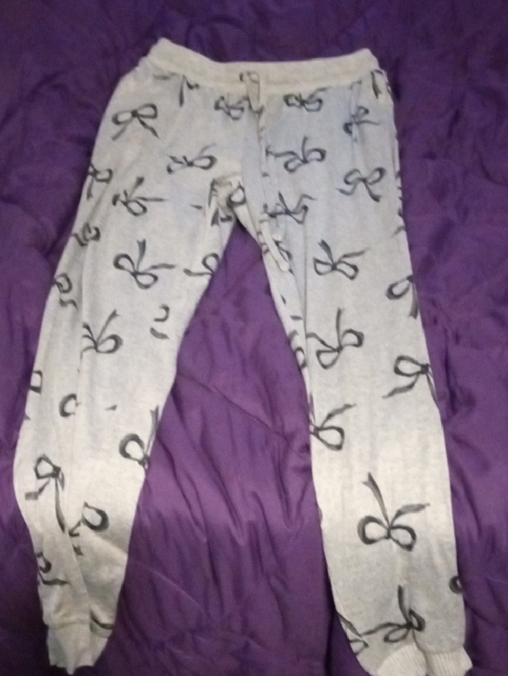 Cozy Gray Bow Print Jogger Pants